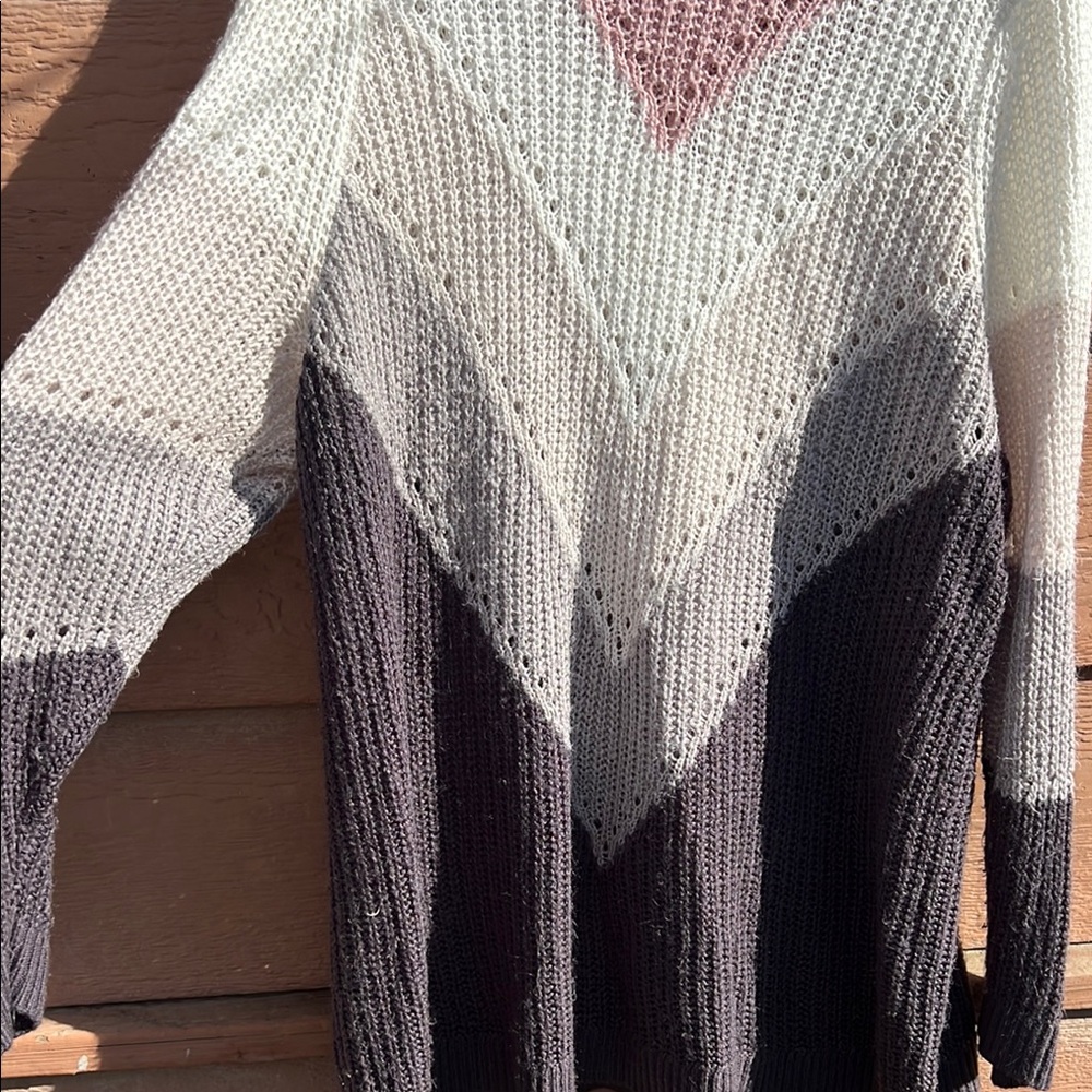 Colorblock Knit Sweater - Picture 2 of 2